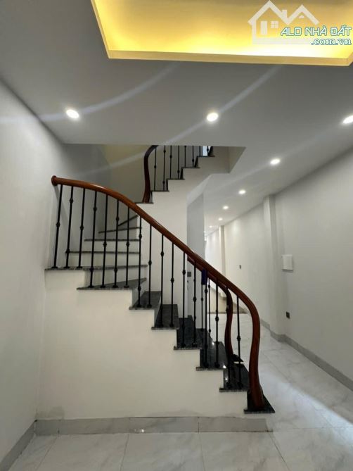 Bán nhà ô tô tránh thang máy phố chu huy mân long biên 62m2 5t 3.9mt giá 13.3 tỷ - 1