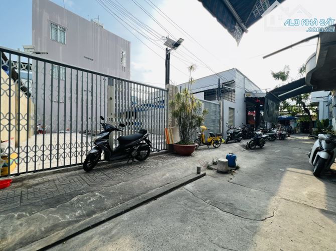 Cặp Đất HXH Trương Phước Phan Ngay Chợ Sát Khu Tên Lửa 69m2 SHR Giá Tốt 4,6 Tỷ - 1