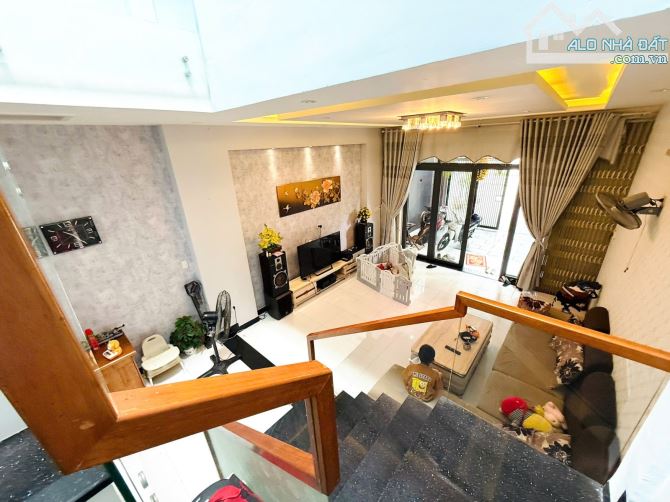 CHÍNH CHỦ BÁN NHÀ ĐẸP 2 TẦNG FULL NỘI THẤT – KHU THANH LƯƠNG HÒA XUÂN Giá chỉ 5,6 tỷ ( - 1