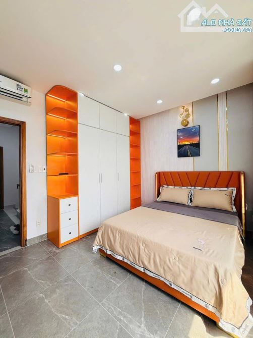 🏠 Định cư Châu Âu - Bán gấp trong tháng - Nguyễn Cửu Vân - 1 trệt 2 lầu ST - 3PN - 1