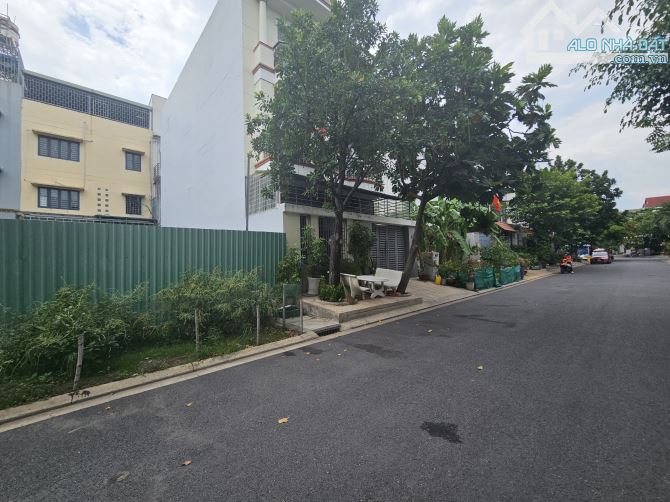 Đất thổ cư Phạm Văn Đồng Đường 25 Khu Phú Nhuận Bên Sông 7x17,5m Sổ Hồng - 1