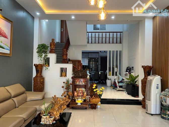 NHÀ 2 TẦNG MẶT TIỀN KINH DOANH CỰC ĐỈNH NGUYỄN THỊ THẬP - 1
