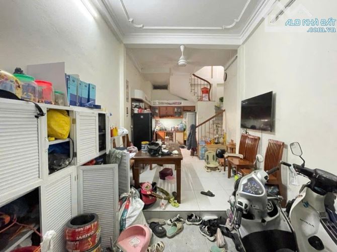 PHỐ CHỢ KHÂM THIÊN - 2 MẶT NGÕ MỞ CỬA  - DT 33m2 4 tầng MT 3.7m Giá 7.3 tỷ - 1