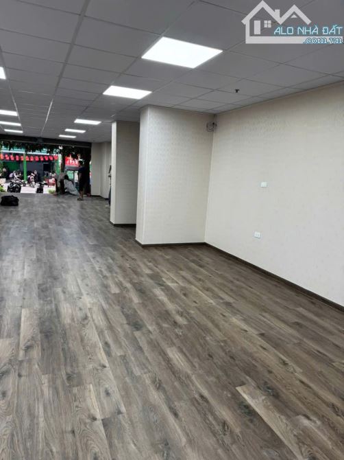 BÁN KI-ỐT LINH ĐÀM – VỊ TRÍ VÀNG KINH DOANH – DIỆN TÍCH 92M2 – SỔ ĐỎ LÂU DÀI – GIÁ 12.5 tỷ - 1
