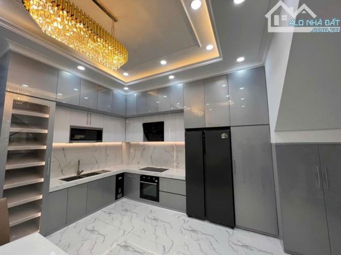 RẺ HƠN THỊ TRƯỜNG 1 TỶ NHÀ PHỐ 4 TẦNG ĐƯỜNG 8M - 80M2 KDC GREEN RIVERSIDE HUỲNH TẤN PHÁT - 1