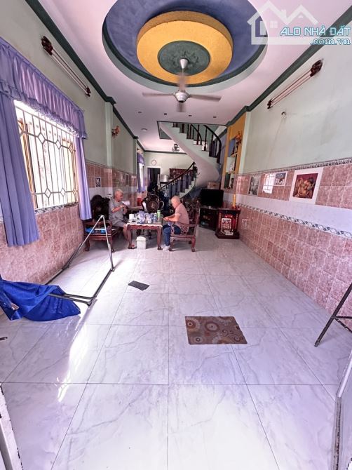 nhà 9chủ ngay thoại ngọc hầu 4tầng đúc chắn chắn 4m*20m hẻm 6m thông thoáng - 1