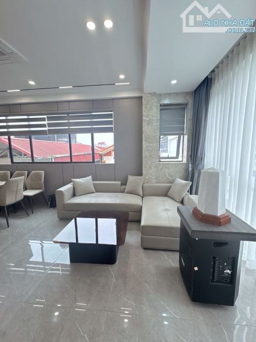 💥💥💥SIÊU RẺ- NGUYỄN  SƠN -6TẦNG - KCBT CHẮC CHẮN-THANG MẤY -FULL NỘI THẤT -NHỈNH 11 TỶ - 1