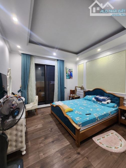Bán nhà Phố Đặng Văn ngữ. Diện tích 167m. 5 Tầng. Mặt tiền 12m. Giá 57 tỷ - 1