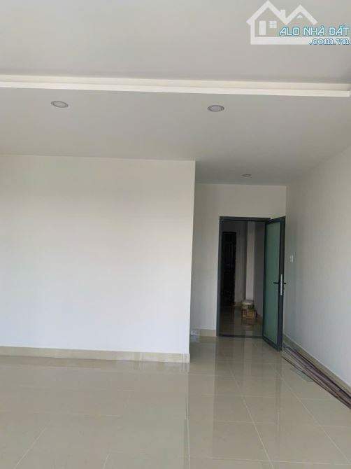 Bán nhà mặt tiền Khu nhà ở công ty Bảo Châu Phường 16 Quận 8. Nhà mới đẹp, vuông vức, khu - 1