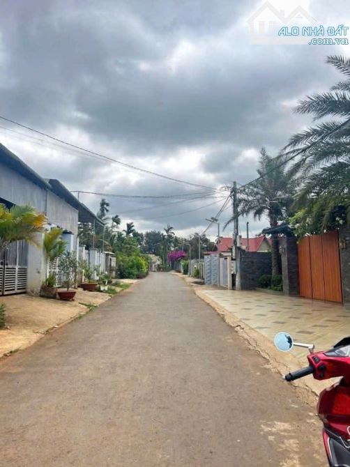 Đất xã Hoà Thắng hẻm cấp 1 đường Đại Lộ Đông Tây - 1