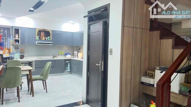 SIÊU PHẨM MẶT PHỐ TRUNG TÂM - SÁT NGAY GẦN CẦU RỒNG - LÊ QUÝ ĐÔN - 4 TẦNG - 16TY - 1