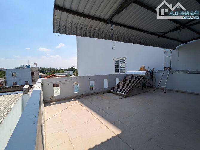 Bán 2 căn nhà liền kề mặt tiền đường Phường 7 Quận 8. Mặt tiền khu dân cư đông đúc, gần Ti - 1