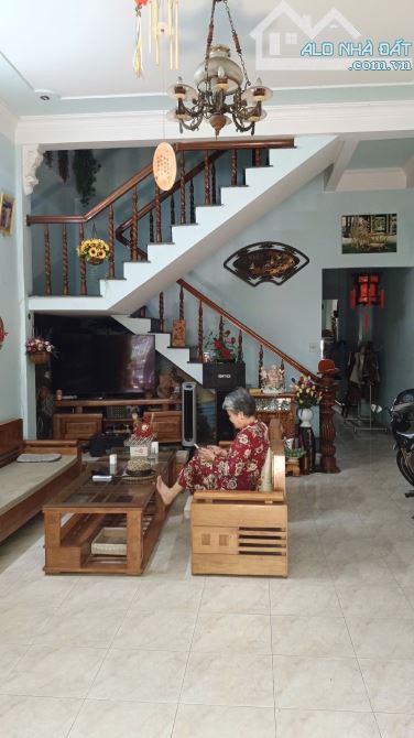bán nhà mt phạm cự lượng 105m2 ngang 6,4m nở hậu - 1