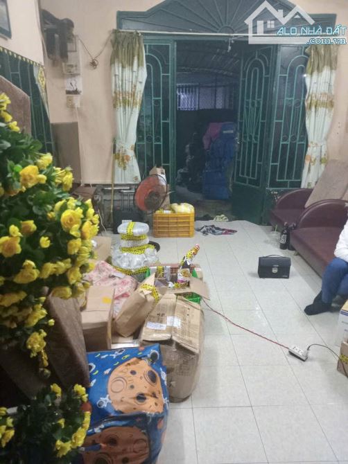 📢 CƠ HỘI VÀNG! NHÀ LỚN NGUYỄN TRÃI, QUẬN 1 - 2 CĂN 2 SỔ CHỈ 20 TỶ! 123m² (6m x 21m ) - 1