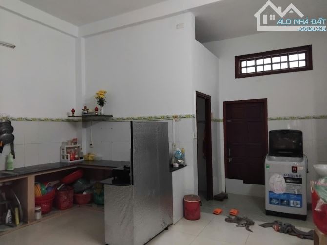 Bán nhà  Liêm lạc 12 dt 100 m2  ngang 5 m lô kẹp cống 2 tầng  giá chỉ nhỉnh hơn  3.6 t - 1