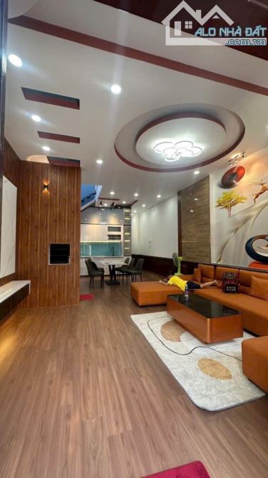 /-flag /-rose Nhà 3  TẦNG 4x20,3PN, 5 tỷ 650Lê Văn Khương, Hiệp Thành ,Quận 12  Kết cấu: n - 1