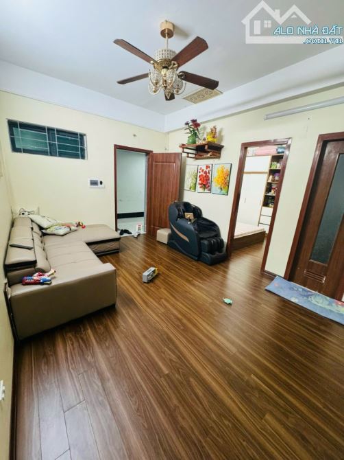 Căn hộ Kim Văn - kim Lũ - 75m² × 3 Phòng Ngủ - 2 wc-  Nội Thất Đẹp - Chỉ 3.5 tỷ. - 1