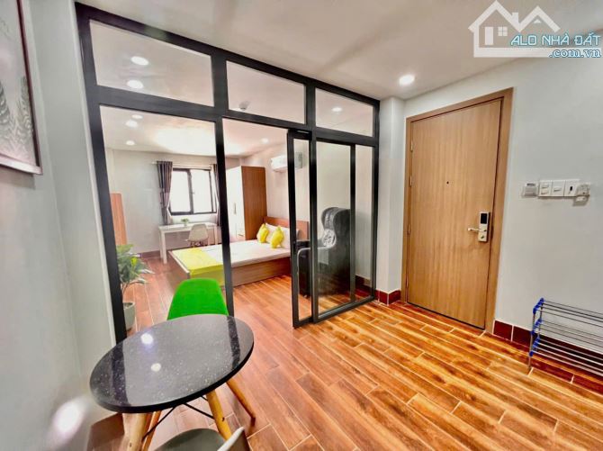 Phòng 35m2 cửa sổ lớn, tách bếp, gần Metro Tân Cảng, Landmark 81,thang máy, hầm xe, bảo vệ - 1