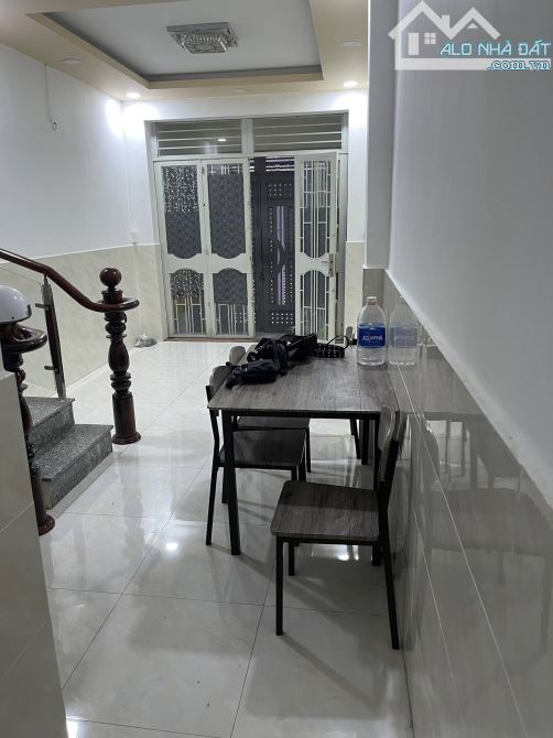 BÁN NHÀ QUẬN 3 - NAM KỲ KHỞI NGHĨA - P.VÕ THỊ SÁU - 3 TẦNG - 18,5 TỈ ĐỒNG - 1