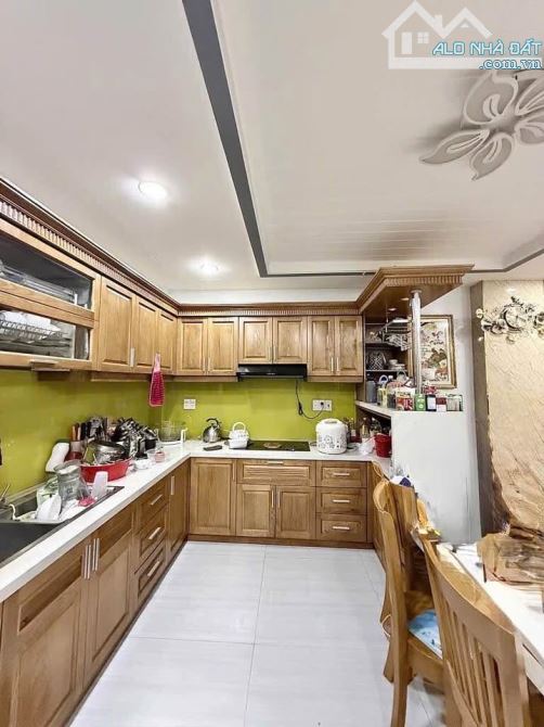 🔥 Ngộp ngân hàng - Bán gấp trong tháng - Trần Quốc Thảo - 4 x 18m - 4 tầng - 4PN - 1