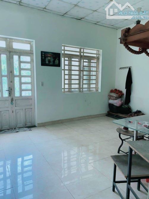 Bán nhà 95m2, 2T, hẻm 7m, ngay chợ Thuận Giao, nhỉnh 3 tỷ, đường 22 tháng 12, Thuận An, BD - 1