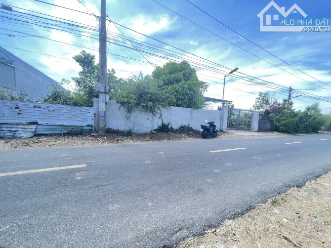bán đất 2 mặt tiền đất đường Nguyễn Huệ, sát bên thị trấn Đất đỏ, BRVT DT 281m - 1