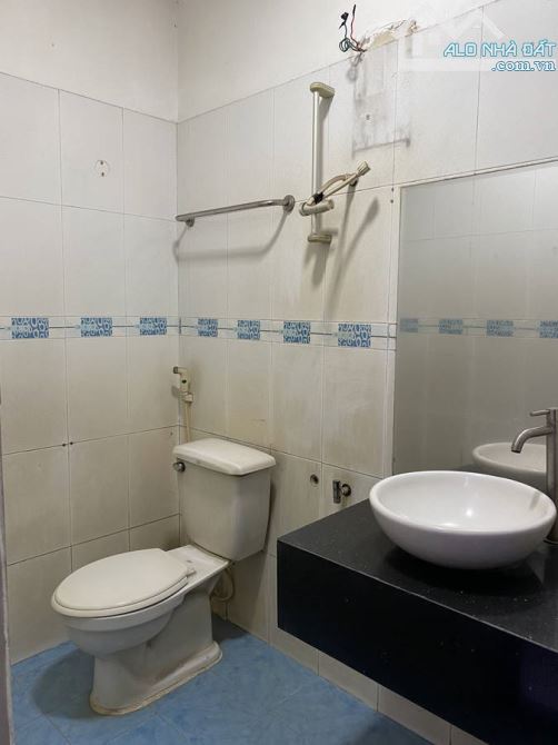 🚗 BÁN NHÀ LÊ HỒNG PHONG – QUẬN 10 – 5 PHÒNG NGỦ, Ô TÔ NGỦ TRONG NHÀ - 1