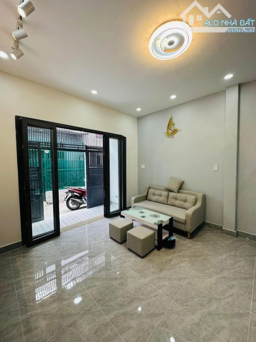 TÂN BÌNH, 40m2, Sát mặt tiền, trệt lầu, tặng nội thất, 3.x Tỷ - 1