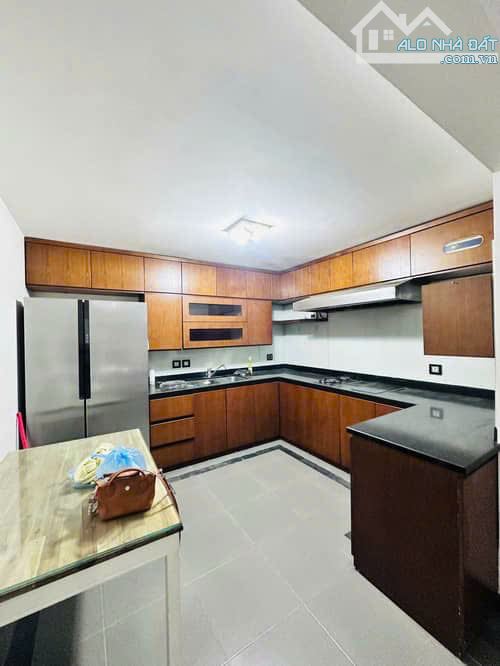 Siêu phẩm Đặng Tiến Đông, có 1 0 2 giá đầu tư, oto vỉa hè, phân lô, 40m 5 tầng giá 13 tỷ - 1