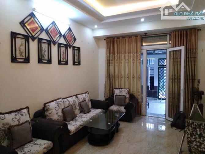BÁN NHÀ QUẬN 9,NHÀ MỚI ĐẸP KIÊN CỐ 2TẦNG DT84M,HẺM XE HƠI NGAY NGUYỄN DUY TRINH,CHỈ 6TỶ TL - 1