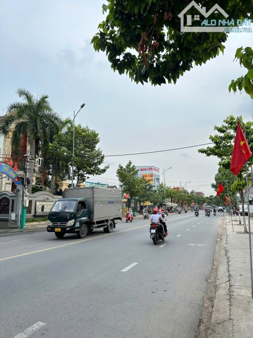 Về Kinh Doanh Được Ngay - MT Nguyễn Thị Minh Khai - gia’ 6tỷ - ngang 5 Vuông Vức - 1