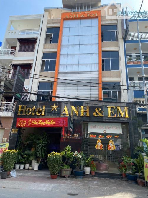 CHUYỂN NHƯỢNG KHÁCH SẠN 7 TẦNG ĐANG KINH DOANH ỔN ĐỊNH – MT HÀ HUY GIÁP, Q12 - 1
