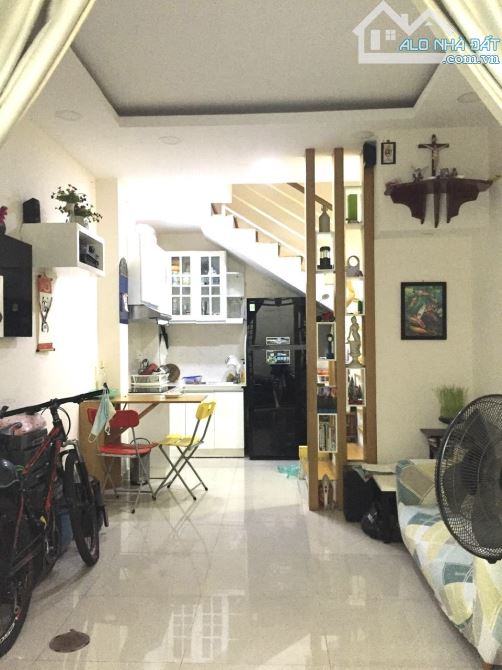 Nhà mới ở ngay 4 tầng BTCT sổ hồng riêng vuông đẹp giá 3,9tỷ - 1
