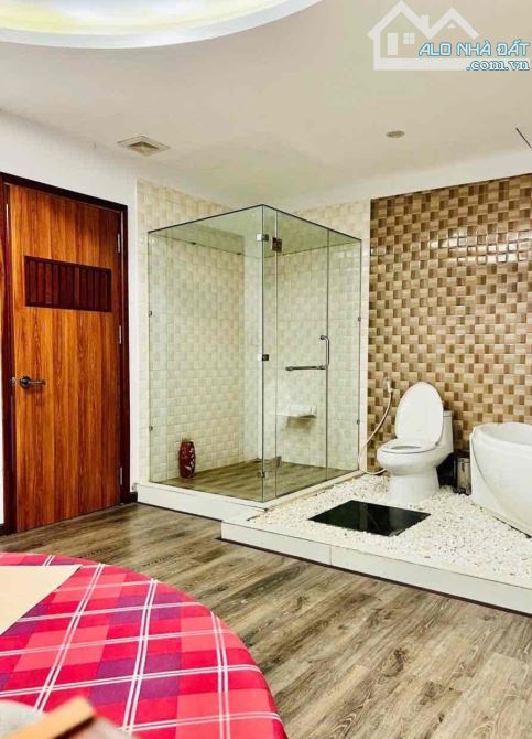 🔥 SIÊU PHẨM ĐẦU TƯ DÒNG TIỀN KHỦNG – TÒA NHÀ MASSAGE & KARAOKE 6 TẦNG PHỐ BIỂN SƠN TRÀ – - 1