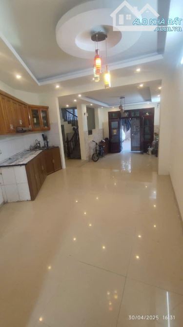 CHO THUÊ NHÀ 4 TẦNG KĐT NAM LA KHÊ GIÁ 15 TRIỆU, Ô TÔ, KINH DOANH VP - 1