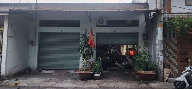 Bán nhà  Cấp 4, Hẻm xe hơi 8m Lê Văn Quới, DT: 8x20m, tiện xây, giá 13.9 tỷ. - 1