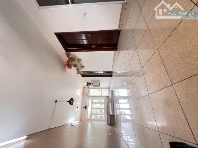 Bán Căn Hộ Nguyễn Văn Cừ, Long Biên 45m2, chỉ 3,25 tỷ - 1