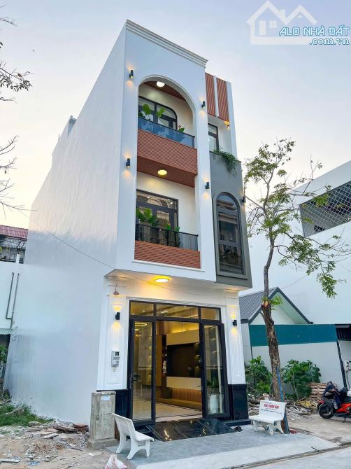 NHÀ 1 TRỆT 2 LẦU MỚI FULL NỘI THẤT ĐƯỜNG SỐ 4 KDC VĂN HÓA TÂY ĐÔ, CẦN THƠ - 1