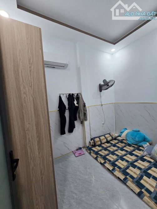 1/ NGAY TÂN THẮNG - TÂN PHÚ - HẺM XE HƠI THÔNG  VIP - NHÀ MỚI - 52M2 - 2 TẦNG ĐẸP - 4 PN - 1