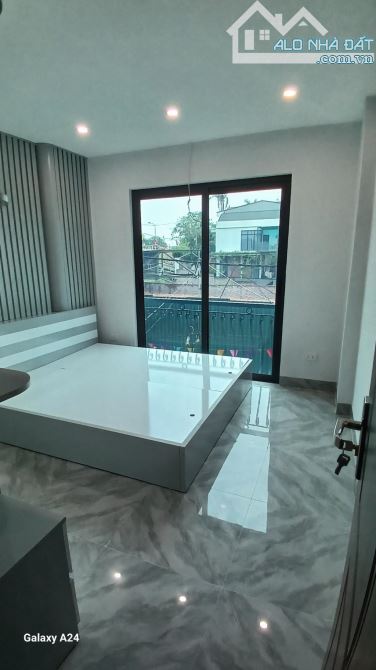 NHÀ THỤY PHƯƠNG  BTL – LÔ GÓC – THANG MÁY – Ô TÔ   Diện tích 58m² x 6 tầng + tum  8 phòng - 1