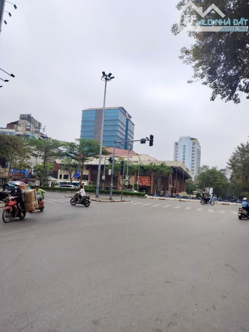 Nhà Phố Kim Mã Cực Hiếm Tại Trung Tâm Hà Nội . 47m2 , 4 Tầng , Mặt Tiền 5,3m . Nhỉnh 10 tỷ - 1