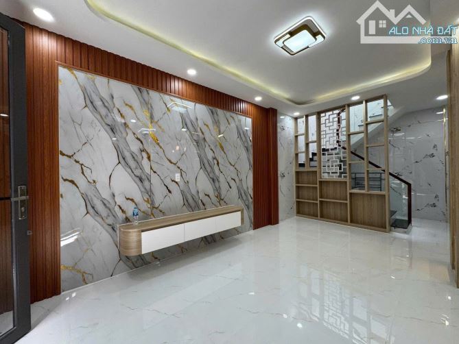 Bán Nhà Quận 12 Hiệp Thành Hẻm Xe Hơi 2 Tầng Nhà Mới Tinh 54M2 NGANG 6M Chỉ 4ty250 - 1