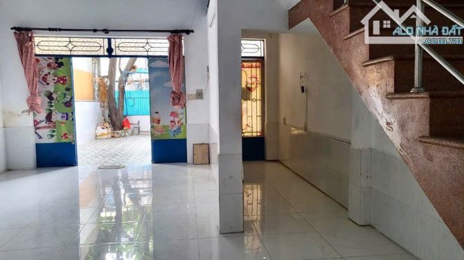 Hơn 9 tỷ thương lượng, 115m2, ngang hơn 5m, 3 tầng, hẻm thông, Quang Trung, Gò Vấp - 1