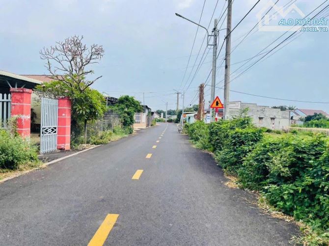 🎄🎄BÁN LÔ GÓC 2 MẶT TIỀN NGUYỄN HỮU HUÂN -  TRUNG TÂM TT ĐẤT ĐỎ - BRVT - 1