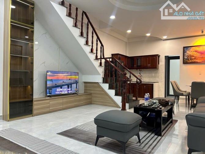 🌾 BÁN NHÀ QUẬN 9, NHÀ ĐẸP LONG LANH KHÔNG MUA CĂN NÀY THÌ MUA CĂN NÀO NỮA Ạ??? DT85M 2TẦN - 12