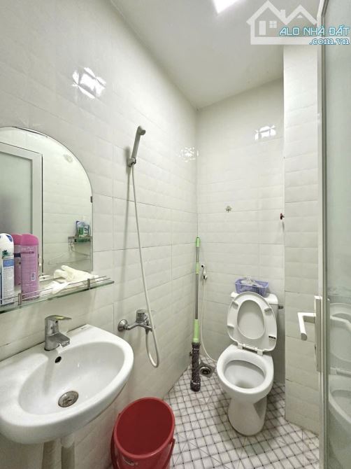 🏡 NHÀ 5 TẦNG PHAN ĐÌNH PHÙNG – 38M² – 5PN – CÁCH TRƯỜNG SA CHỈ 15M 💰 - 12