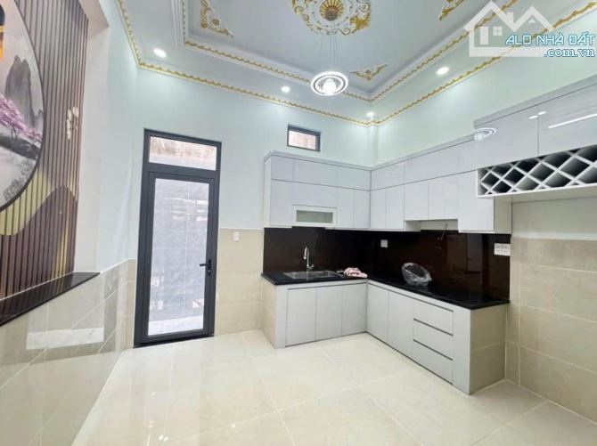 BÁN NHÀ HẺM XE HƠI 5m - 60.4m2 (4 x 15), 3 TẦNG, 4PN, LÒ LU, TRƯỜNG THẠNH, QUẬN 9 - 12