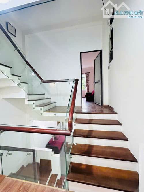 Siêu phẩm Đặng Tiến Đông, có 1 0 2 giá đầu tư, oto vỉa hè, phân lô, 40m 5 tầng giá 13 tỷ - 12