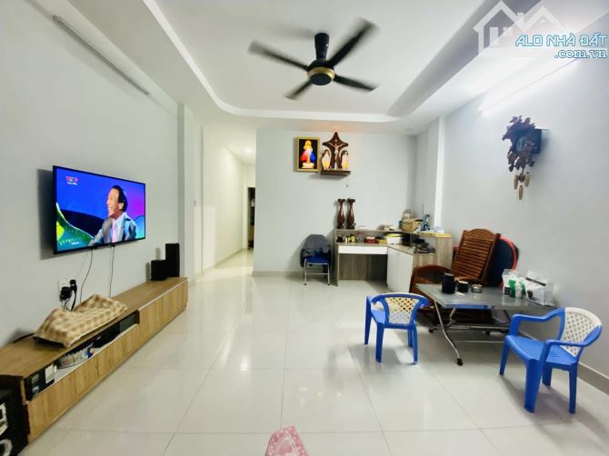 CẦN BÁN NHÀ 💥 DIỆN TÍCH 64M2, QUY HOẠCH MỚI DIỆN TÍCH CN 83M2, Nhỉnh 5TỶ. - 12