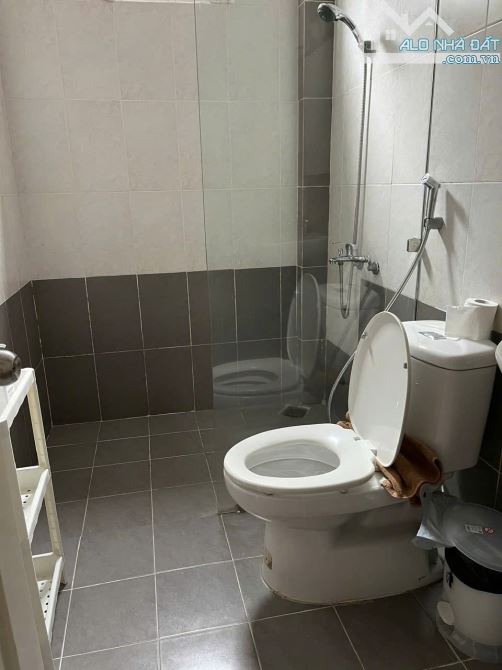 Bán căn biệt thự mini 3 mặt tiền tại tp Đà Lạt.  - Diện tích: 223,5m², 3 mặt tiền đường - 13